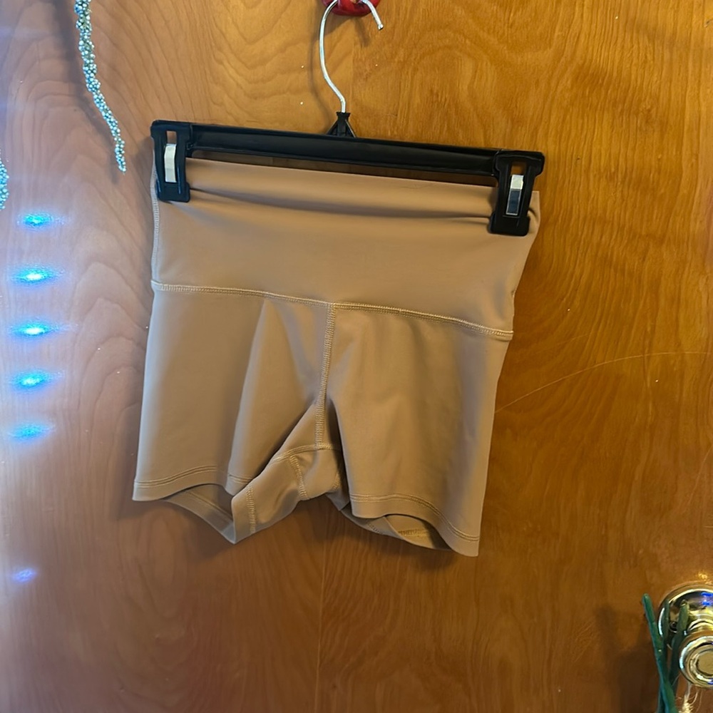Old navy shorts active power soft